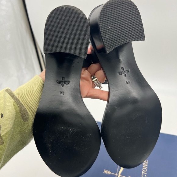 Pour La Victoire Dagney Double Buckle Sandals Women's Shoes 9.5 NEW NWT
Snake - Picture 5 of 8